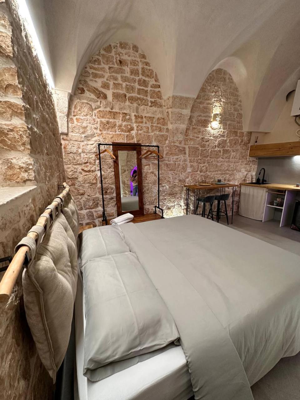 Primus Suite Ceglie Messapica Exterior photo