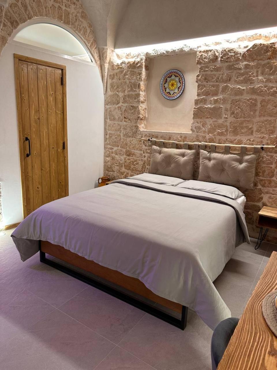 Primus Suite Ceglie Messapica Exterior photo