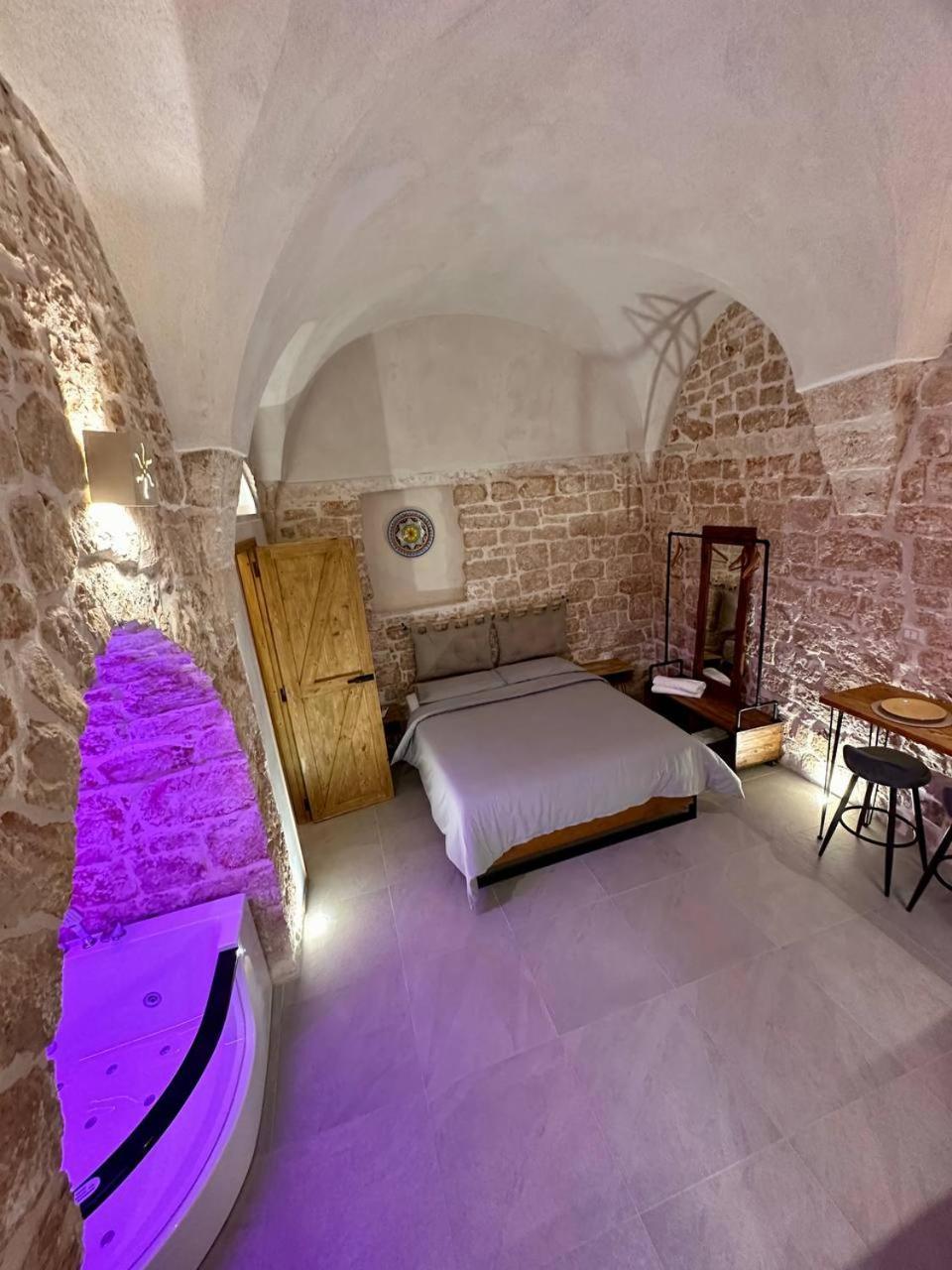 Primus Suite Ceglie Messapica Exterior photo