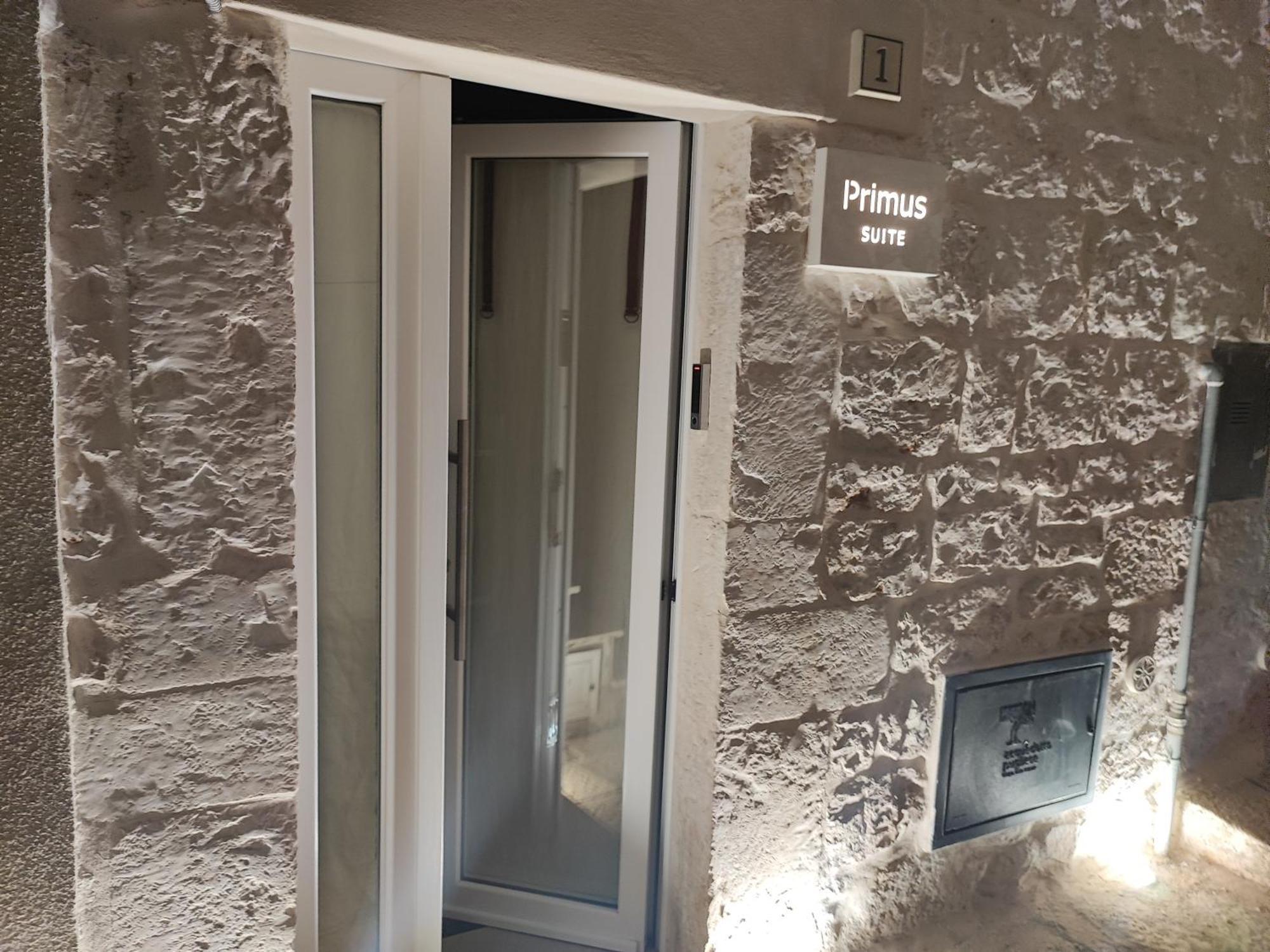 Primus Suite Ceglie Messapica Exterior photo